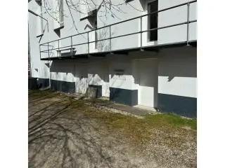 Velbeliggende lager udlejes nu på Strandvejen. Klampenborg