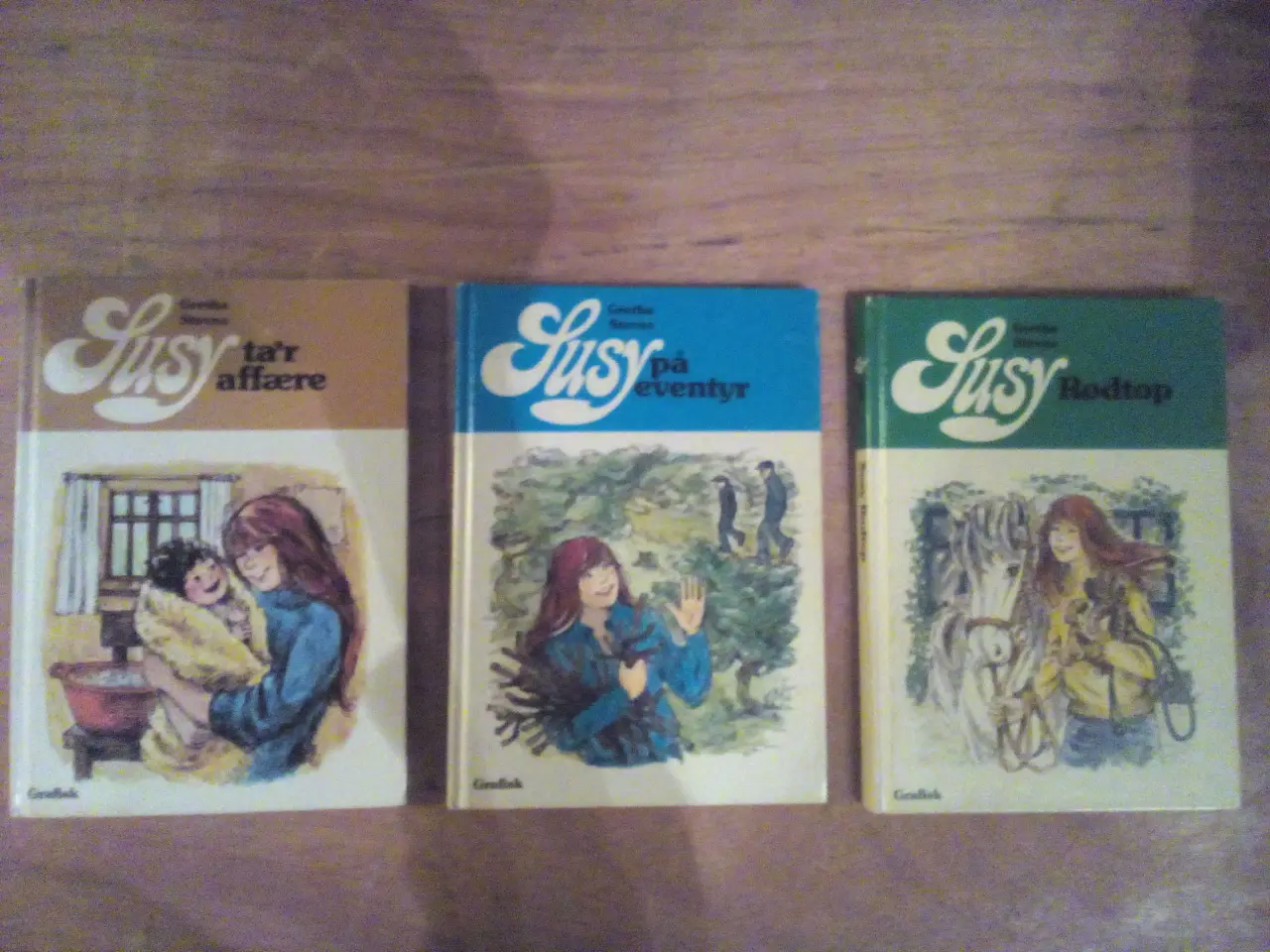Billede 11 - Diverse hestebøger, priser fra 20 kr.