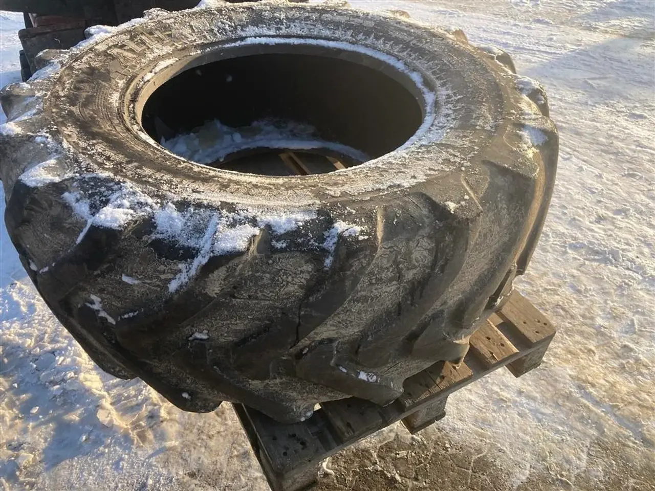 Billede 4 - Alliance 500/70R28