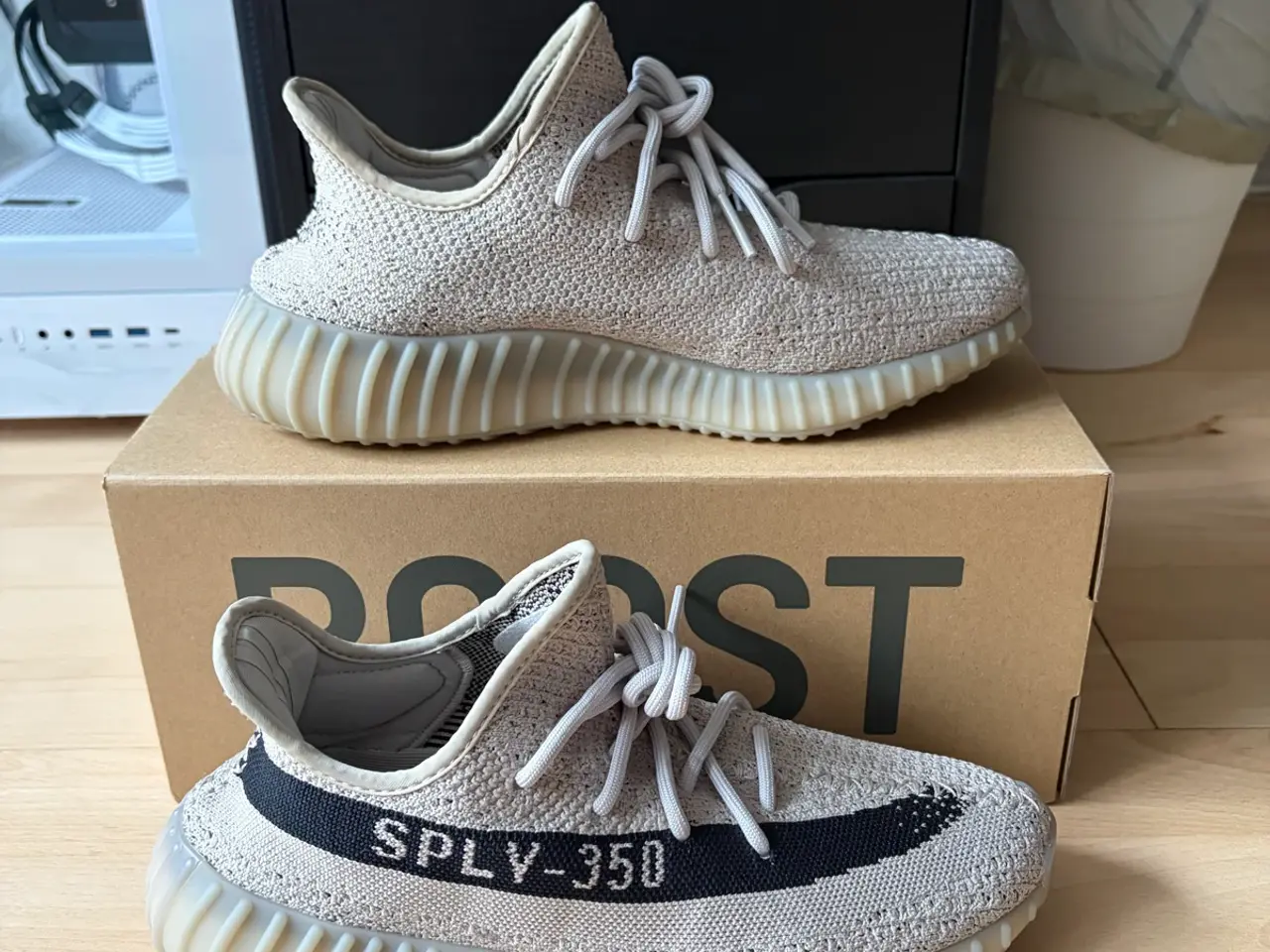 Billede 1 - Adidas Yeezy Boost 350 V2 Slate – Str. 42 – Ny