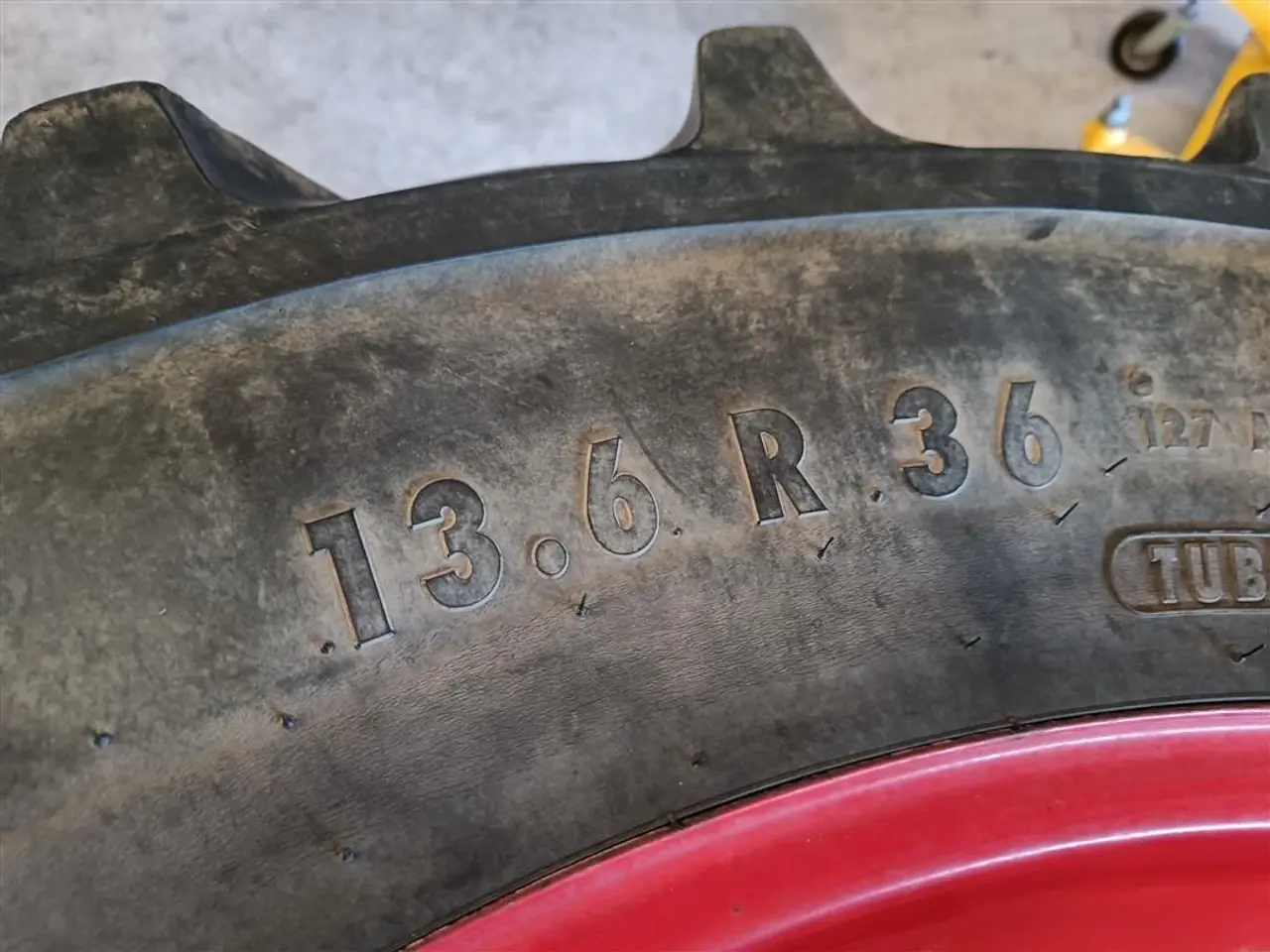 Billede 3 - Continental 380/85R46 + 340/85R36