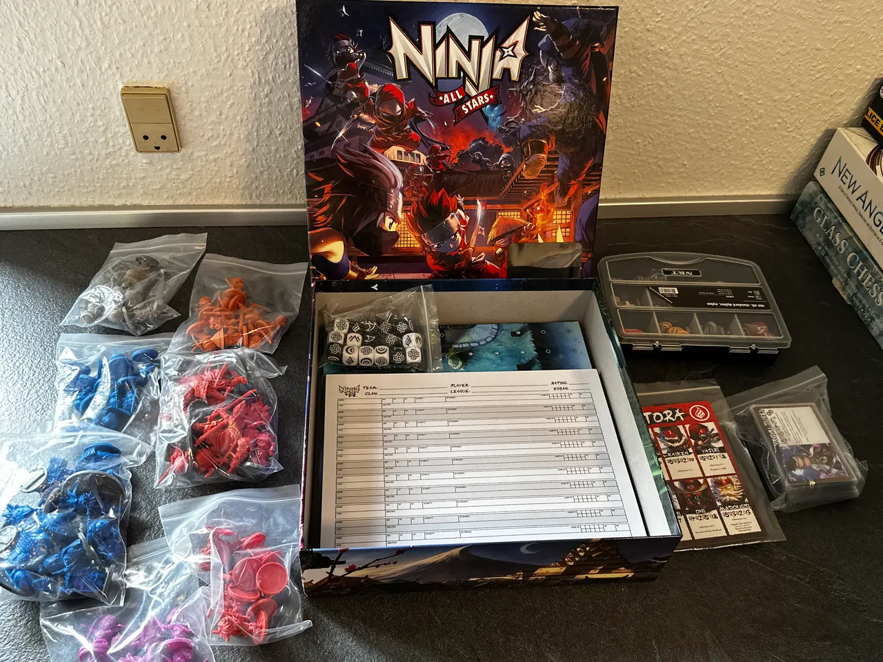 Billede 2 - Ninja All Stars + 2 Clans + 4 Helte, Alt Sleeved -