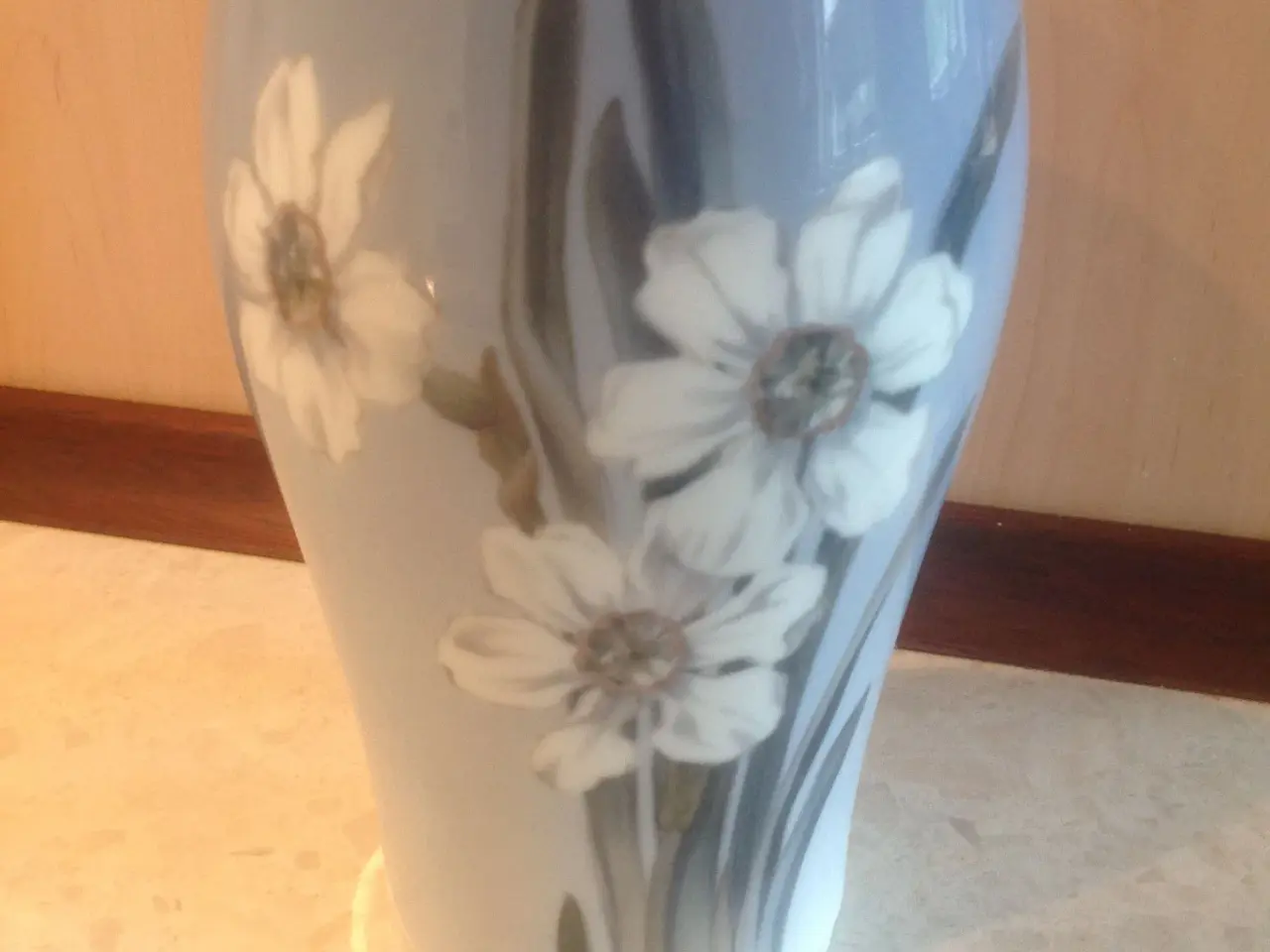 Billede 1 - Royal Copenhagen vase med pinseliljer
