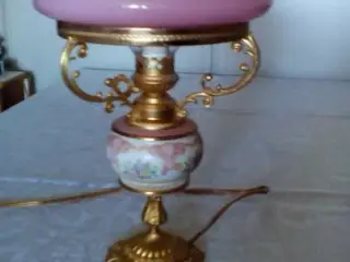 Lampe- gaml petroliums lampe (look a'like), til el