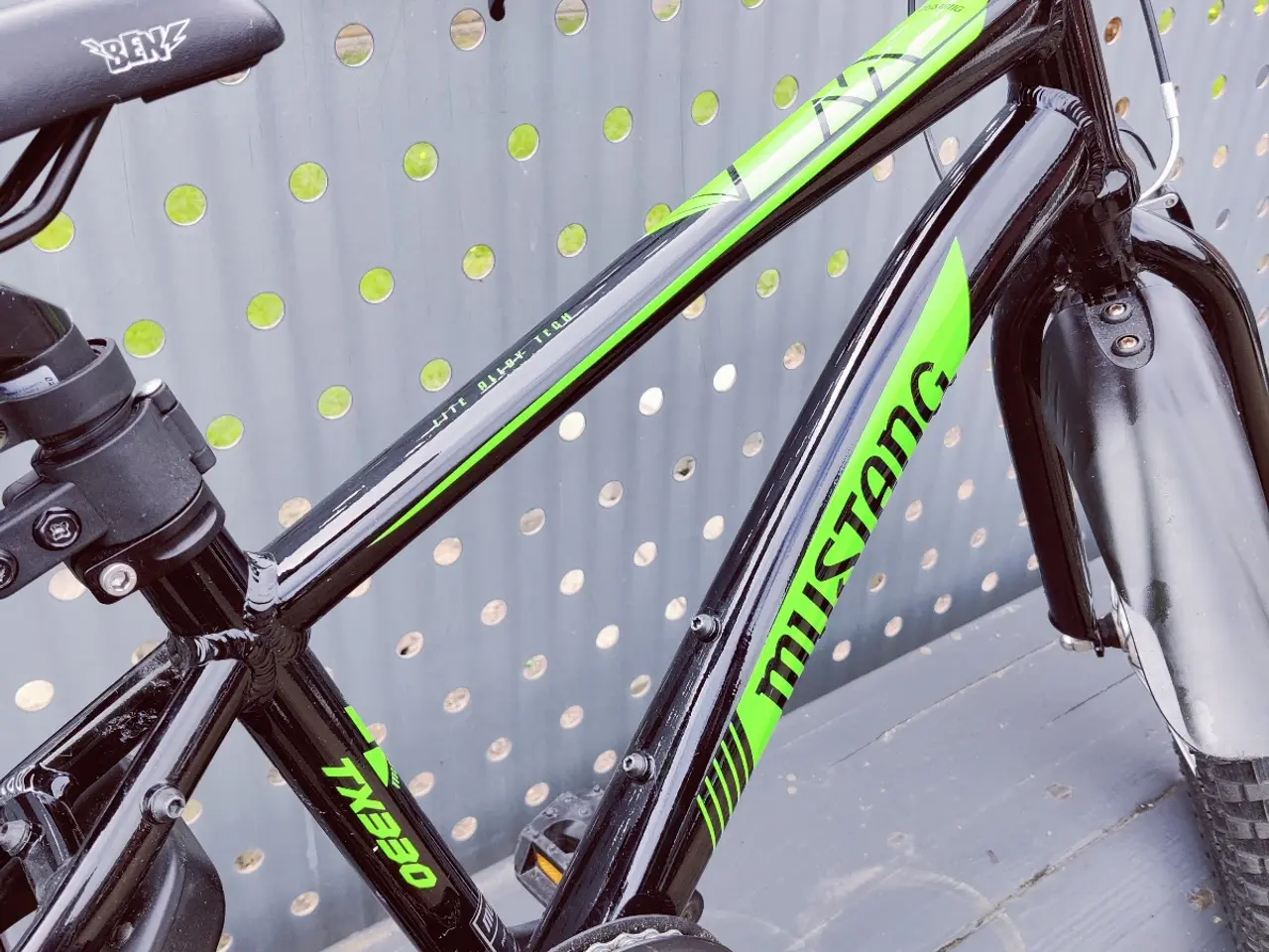 Billede 2 - Mustang Vulcan TX330 20" mountainbike med lås 