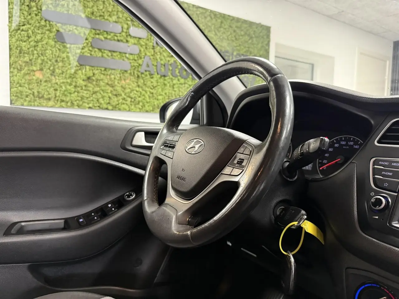 Billede 8 - Hyundai i20 1,25 Spring Edition 84HK 5d