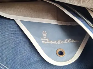 Isabella fortelt a mål 1025