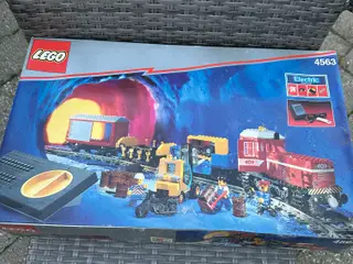 LEGO model #4563 og #4520 Load and Haul Railroad