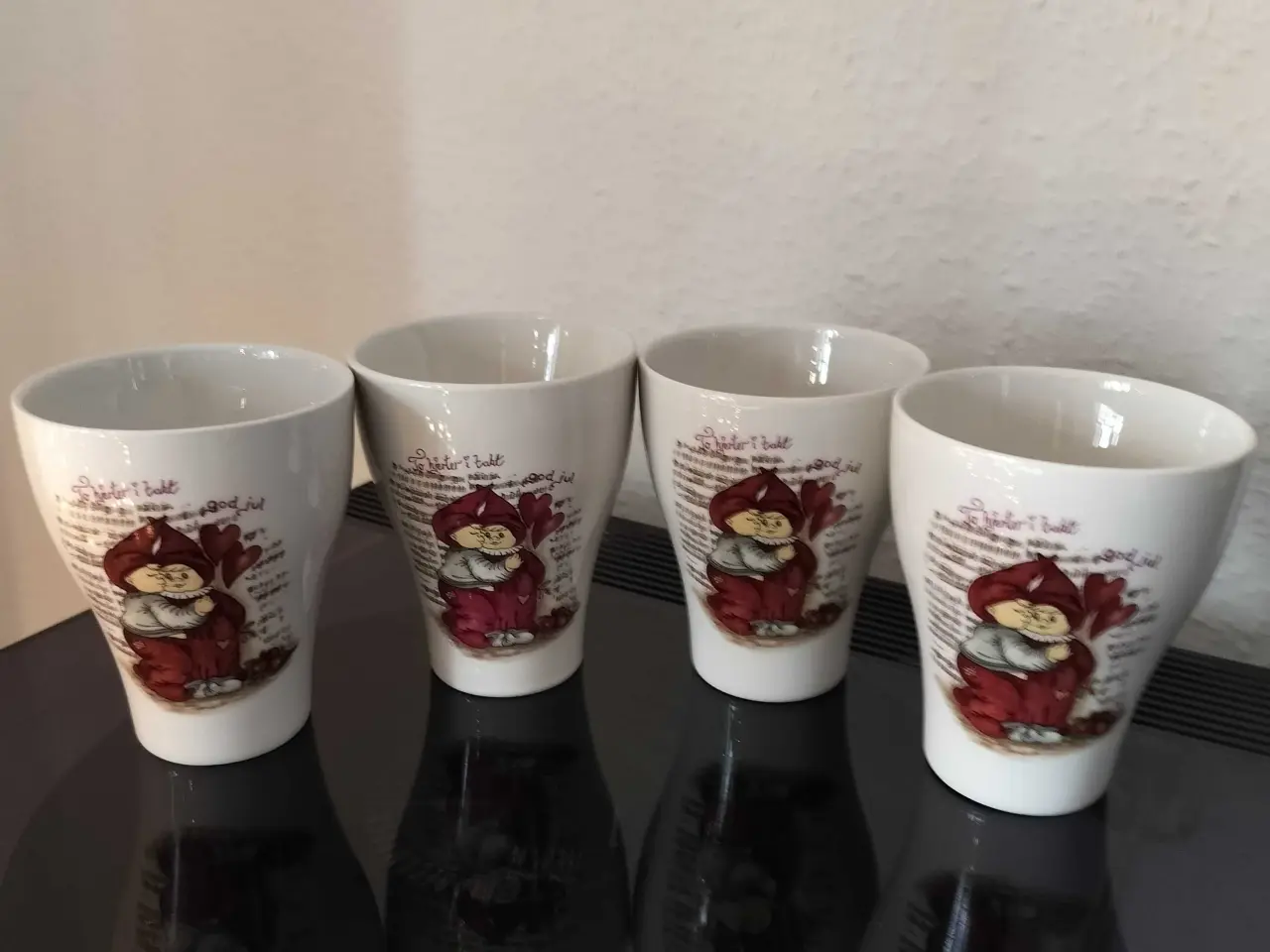 Billede 1 - 4 stk Etly Klarborg krus
