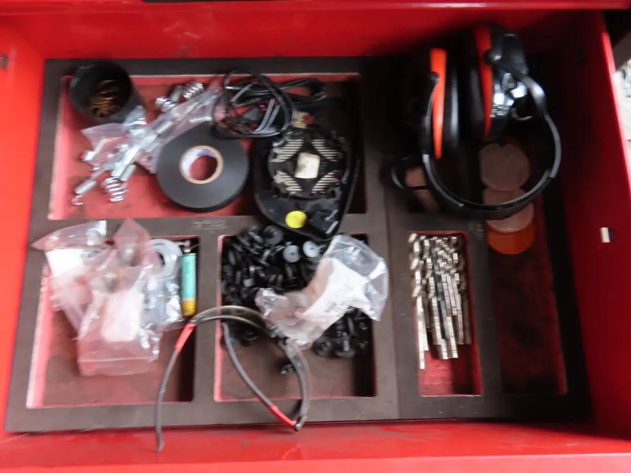 Billede 7 - Værkstedsrullevogn med indhold KS TOOLS