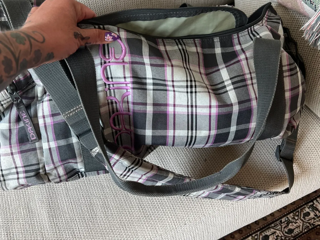 Billede 6 - Smart Dakine sports/rejsetaske