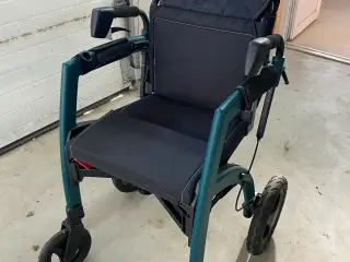 Kombi Rollator og kørestol