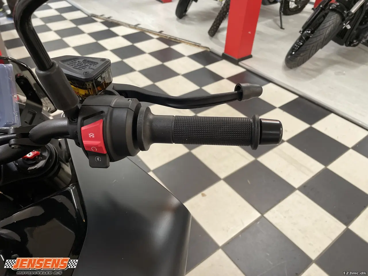 Billede 8 - Husqvarna Svartpilen 801