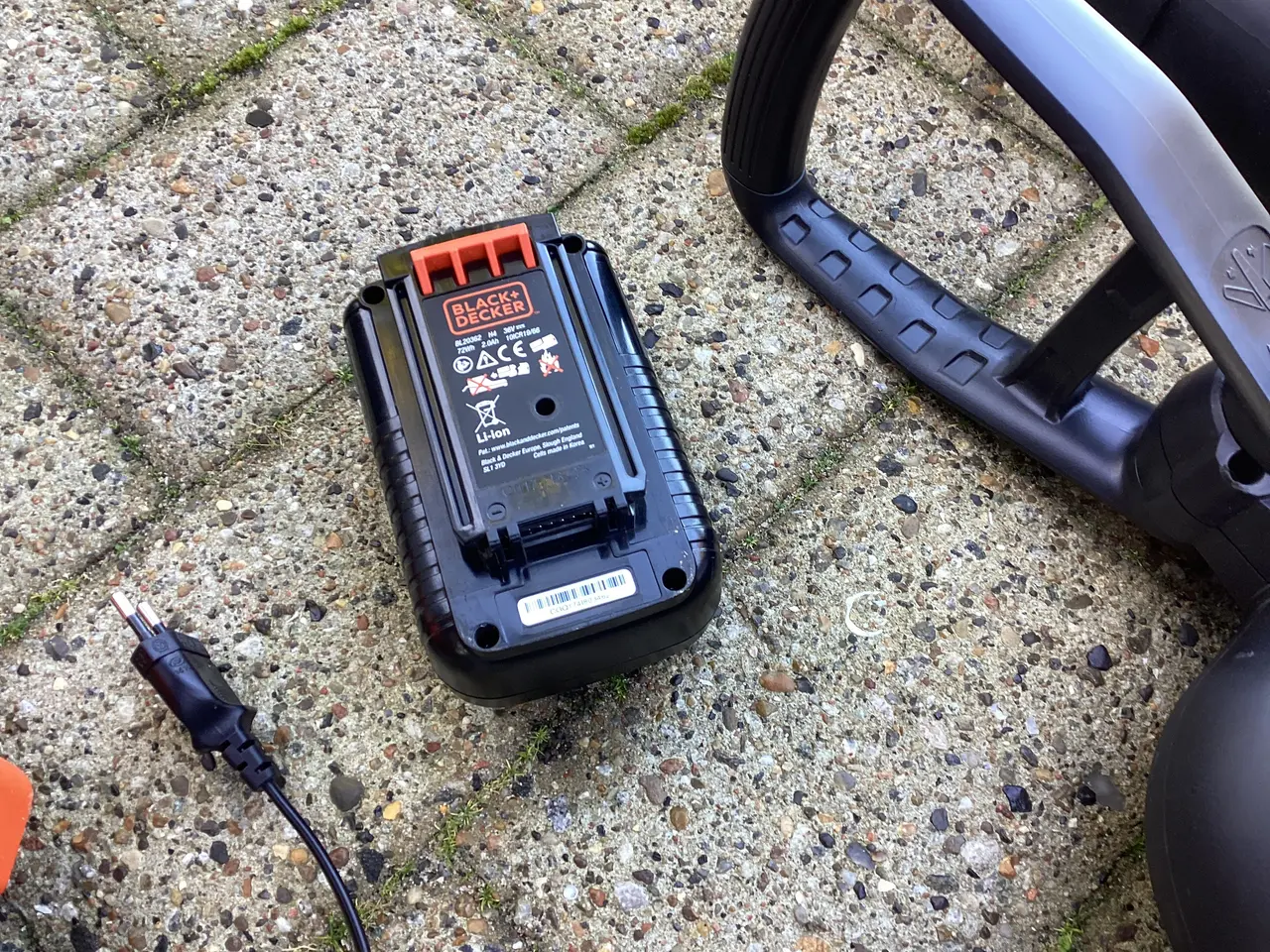 Billede 2 - Black & Decker batteridreven løvsuger/blæser