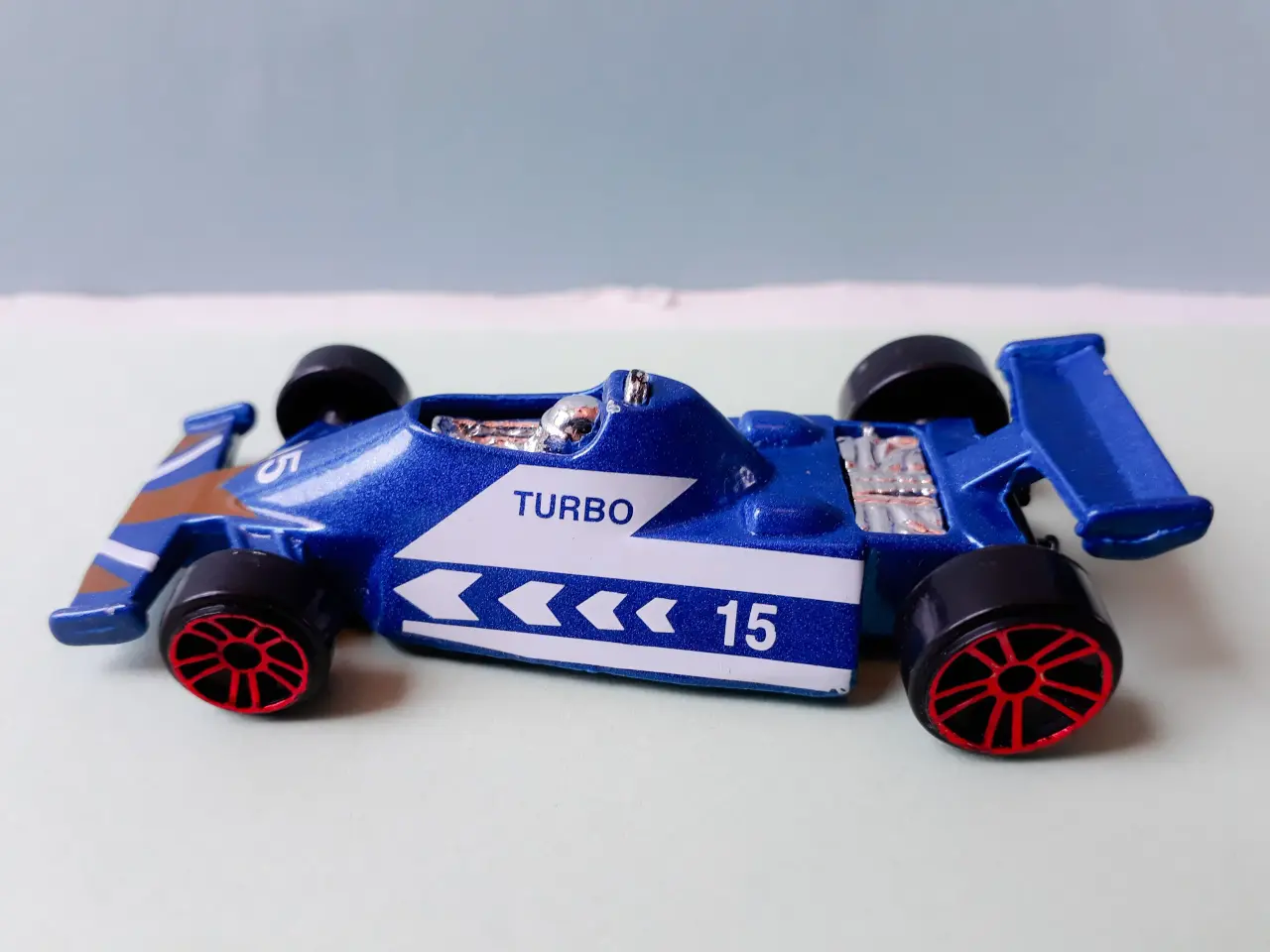 Billede 8 - 6 MAISTO Modelbiler