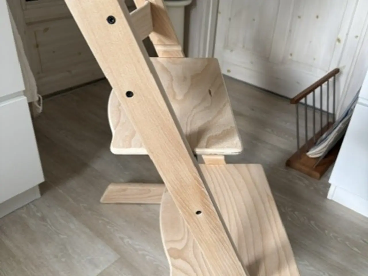 Billede 2 - Trip Trap Højstol NY MODEL Massiv Bøg Lys Natur.