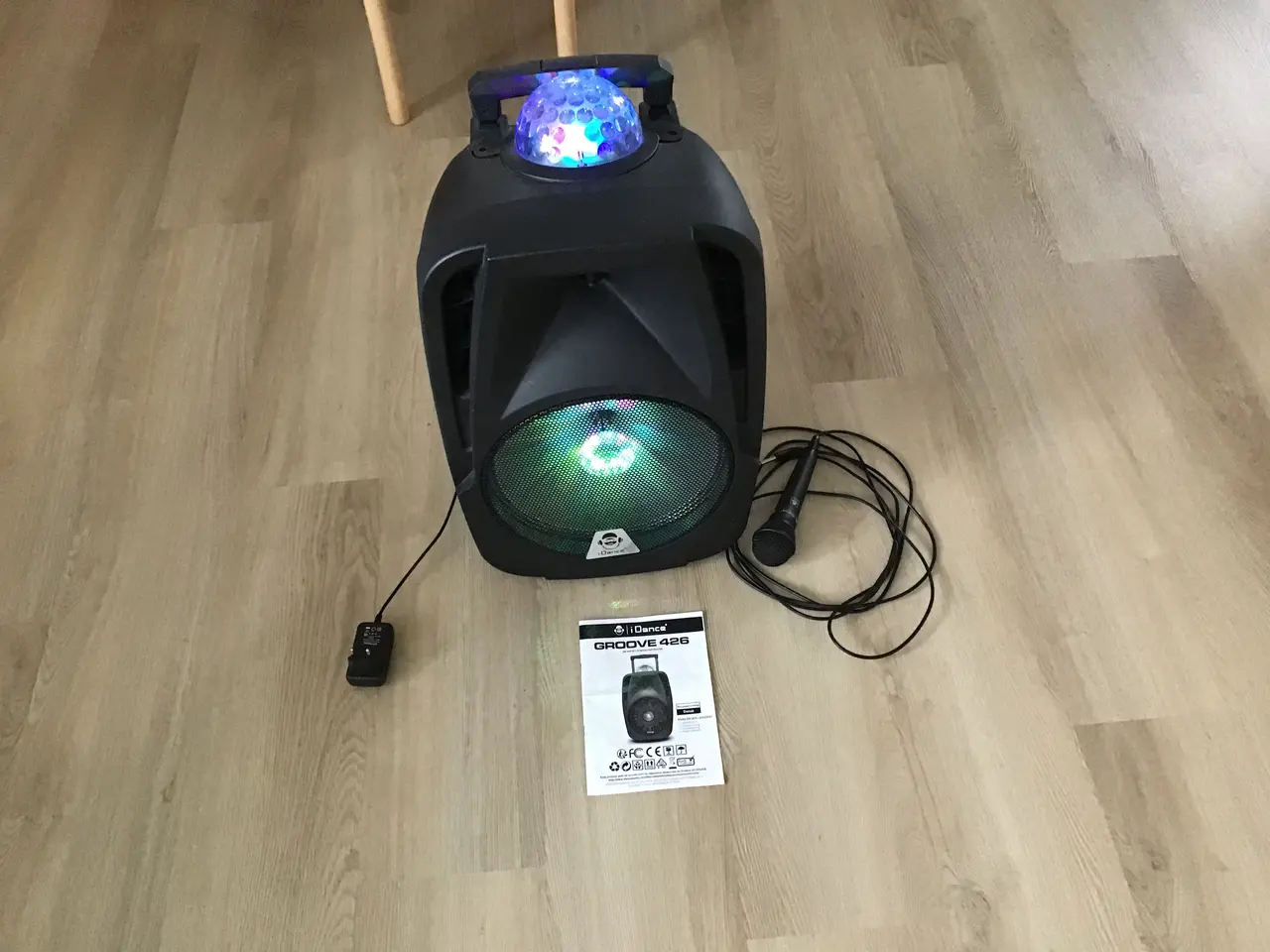 Billede 1 - Party højtaler Groove med Bluetooth,med microfon.