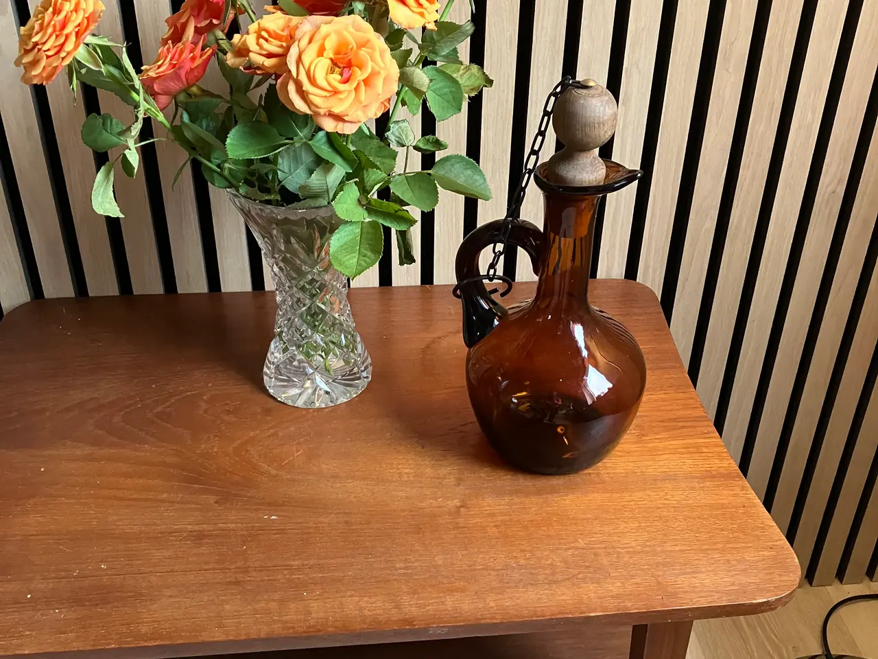 Billede 1 - Vintage glaskaraffel i ravfarvet glas