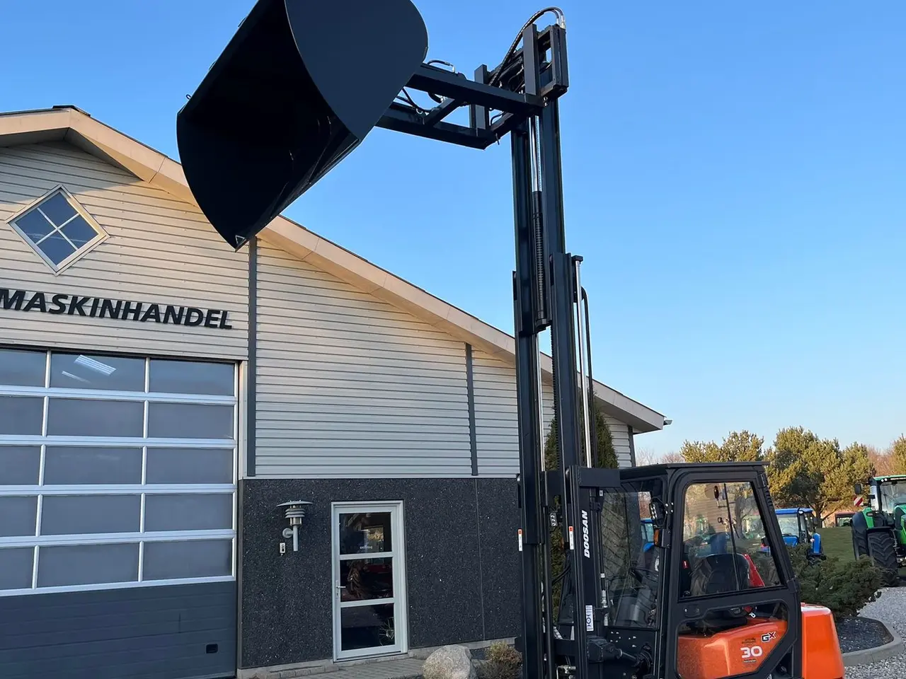 Billede 3 - Limas TRUCK SKOVL 2m bred. til montering på pallegafler
