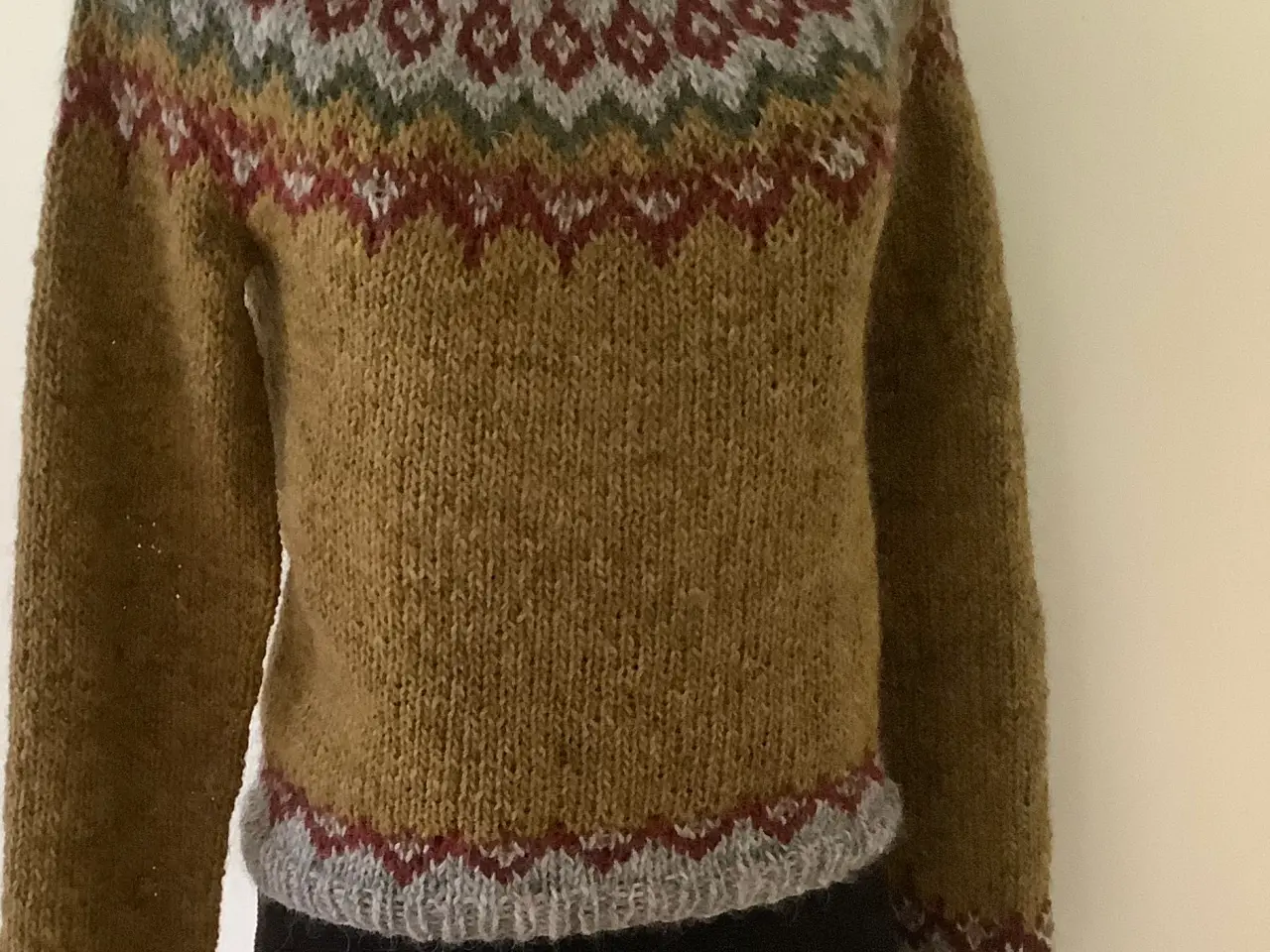 Billede 3 - Sweater - nyt design fra FruStrik.