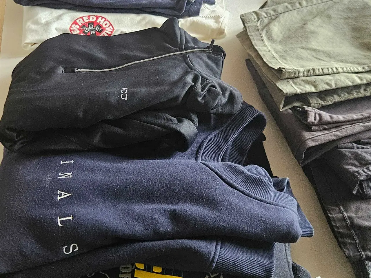 Billede 8 - Større tøjpakke sælges L/xl