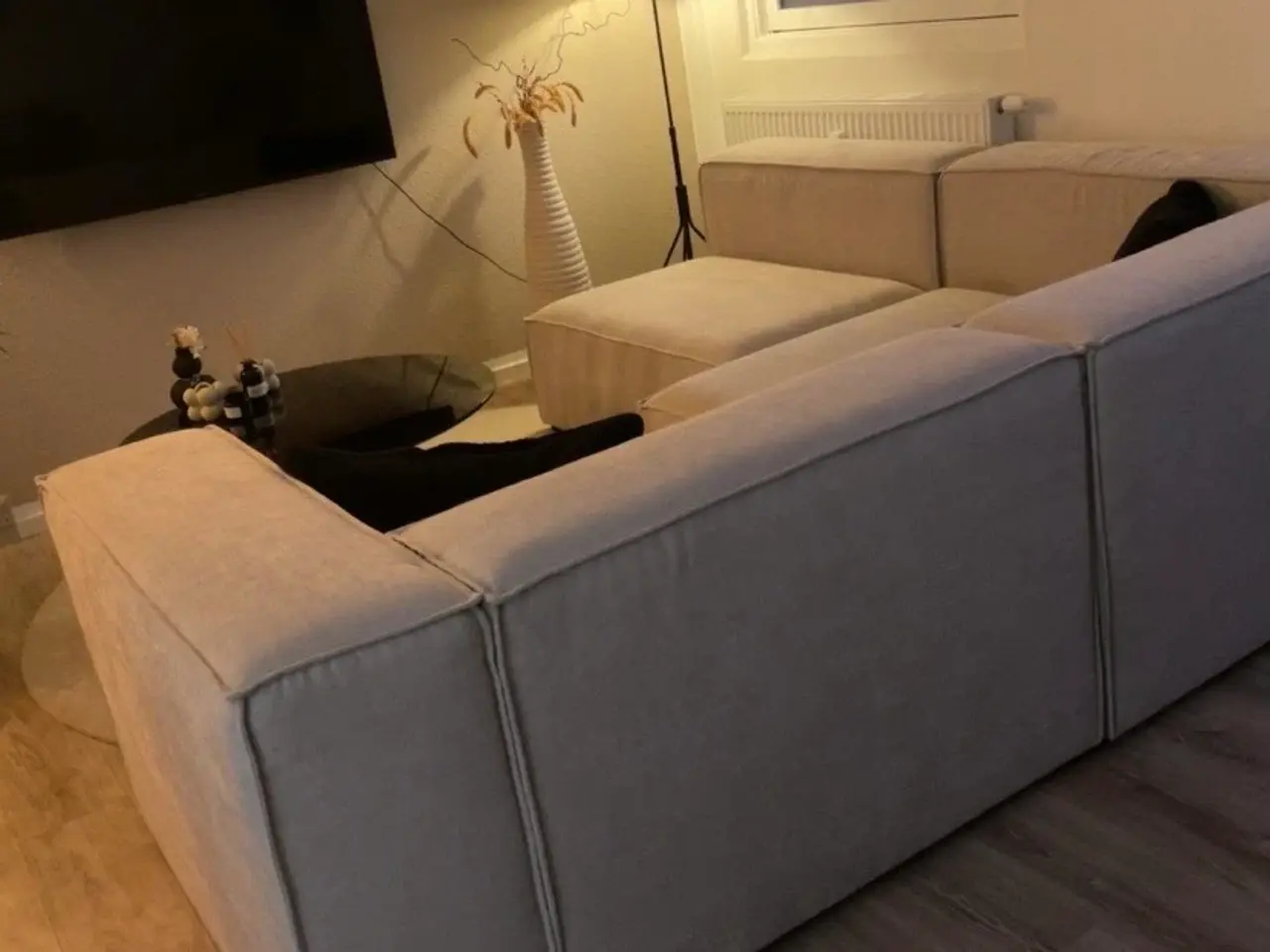 Billede 3 - Chaiselong, stof, 4 pers. , model Lissabon Møbelko