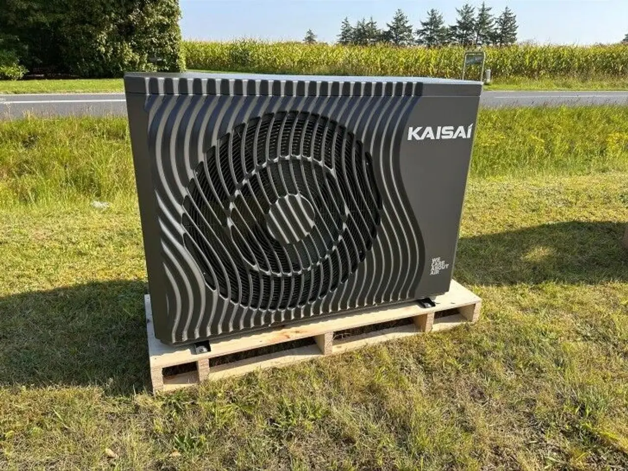 Billede 1 - Kaisai KHY-12PY3 er en 12 kW luft-til-vand monoblock varmepumpe