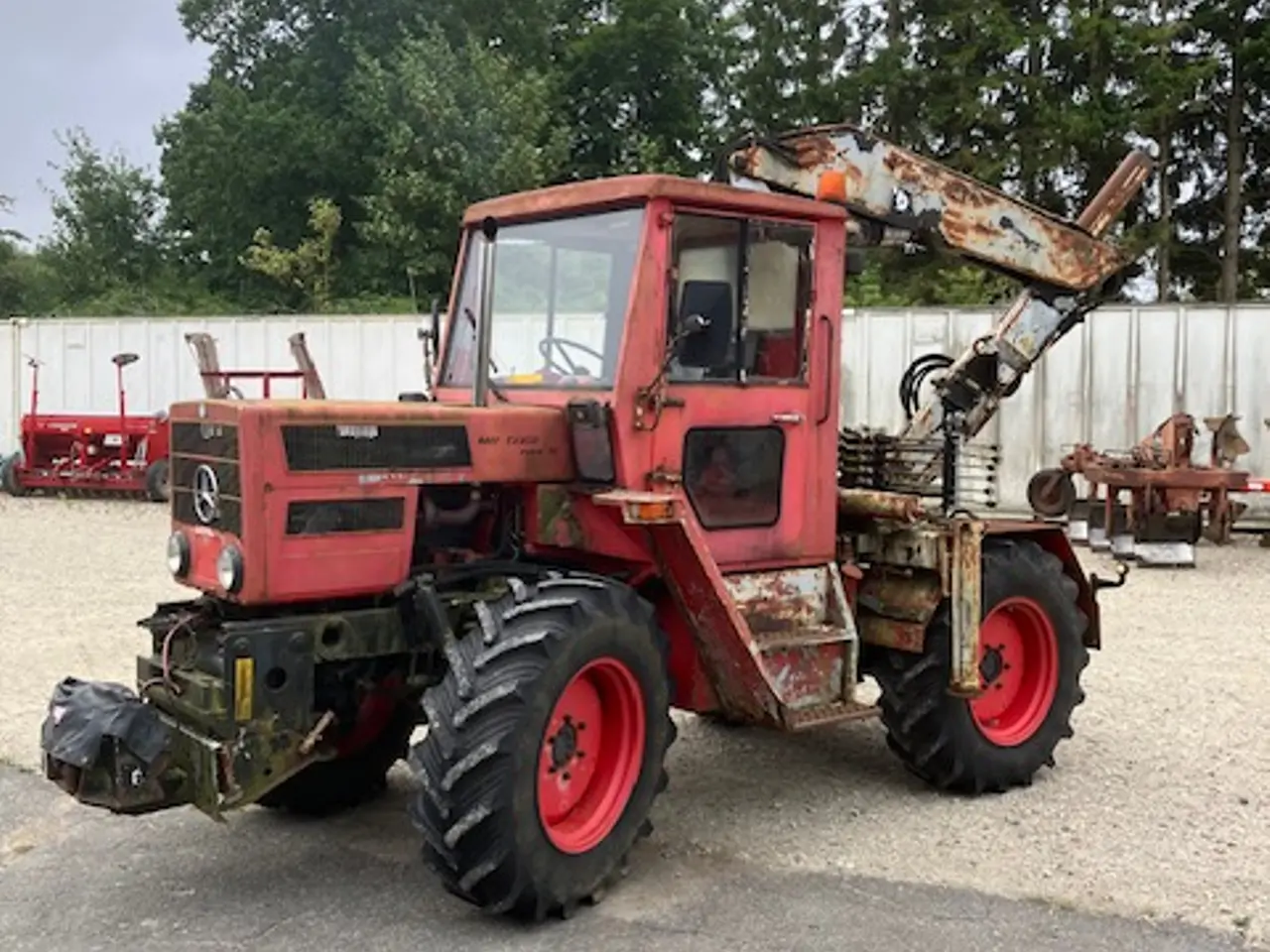 Billede 1 - Mercedes 700 S traktor med lille kran