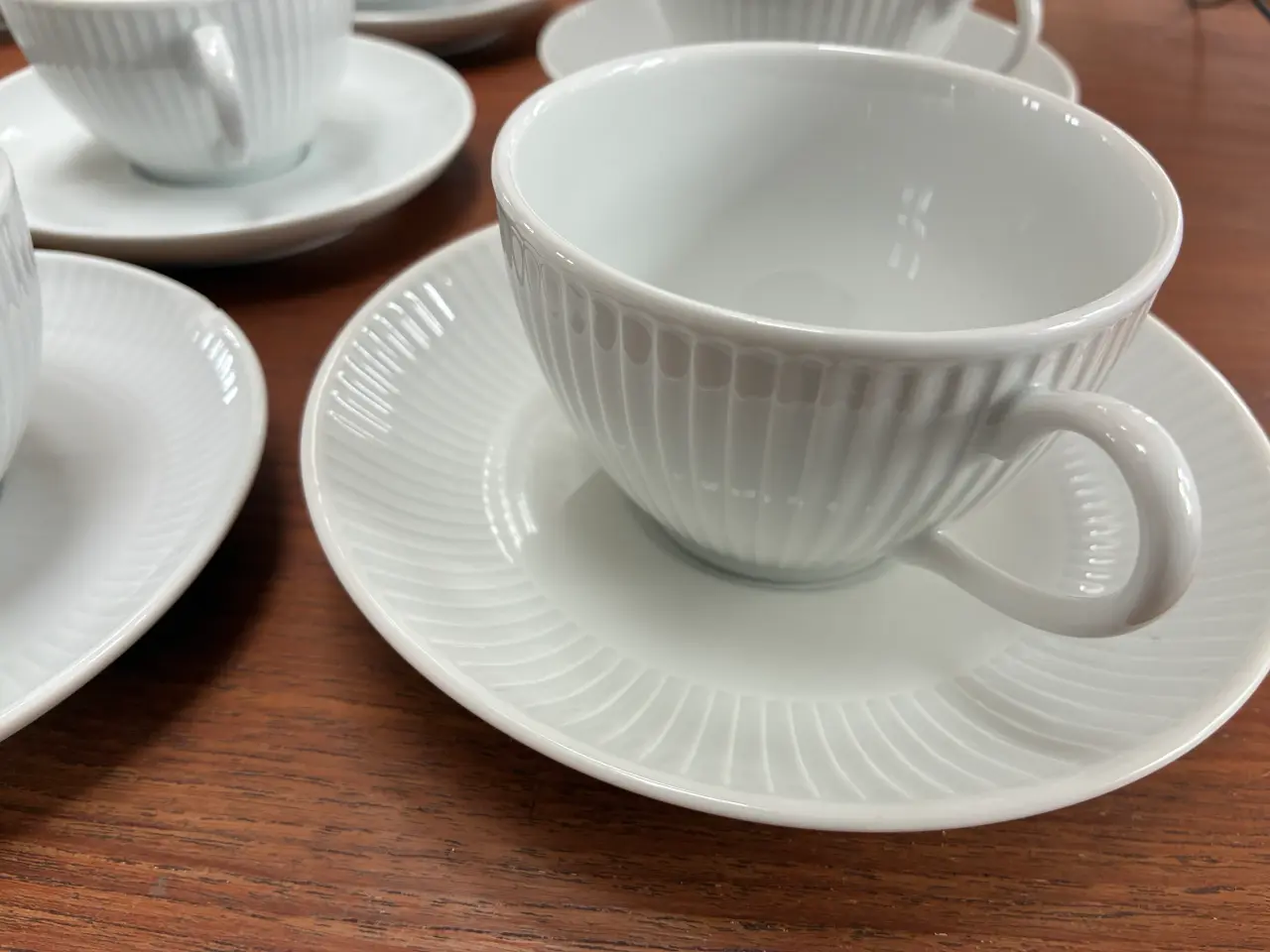 Billede 3 - Pillivvuyt kaffe og te kopper