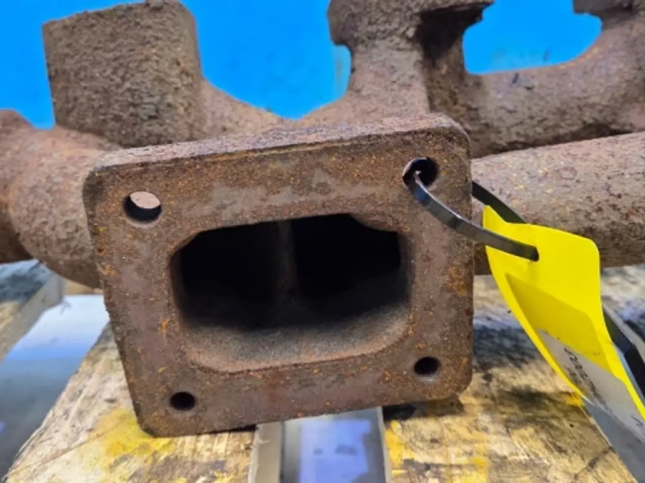 Billede 8 - John Deere 6090HZ003 Udstødningsmanifold R519687