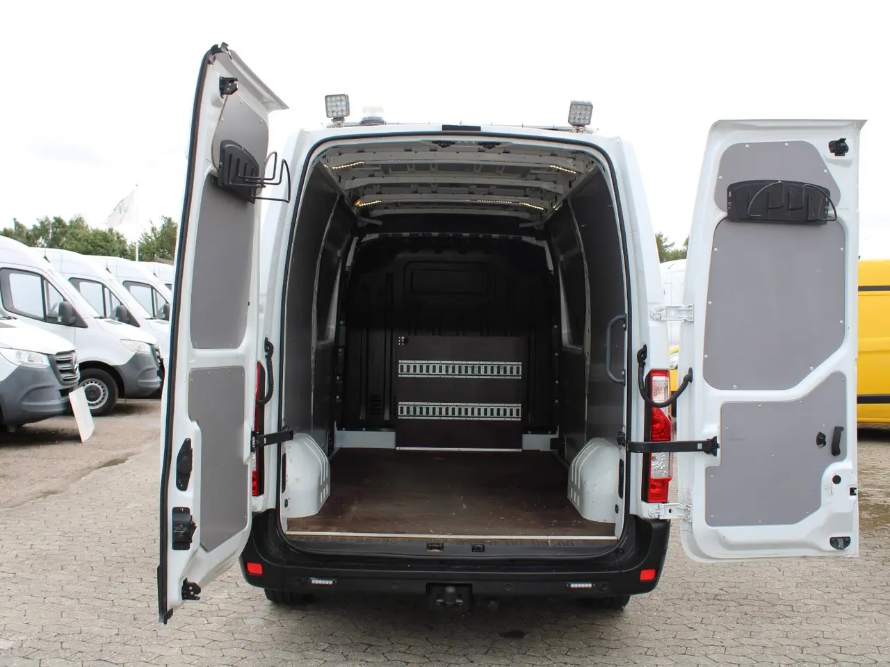 Billede 10 - Renault Master IV T33 2,3 dCi 150 L2H2 Kassevogn