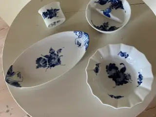 Blå Blomst - kongeligt porcelæn.