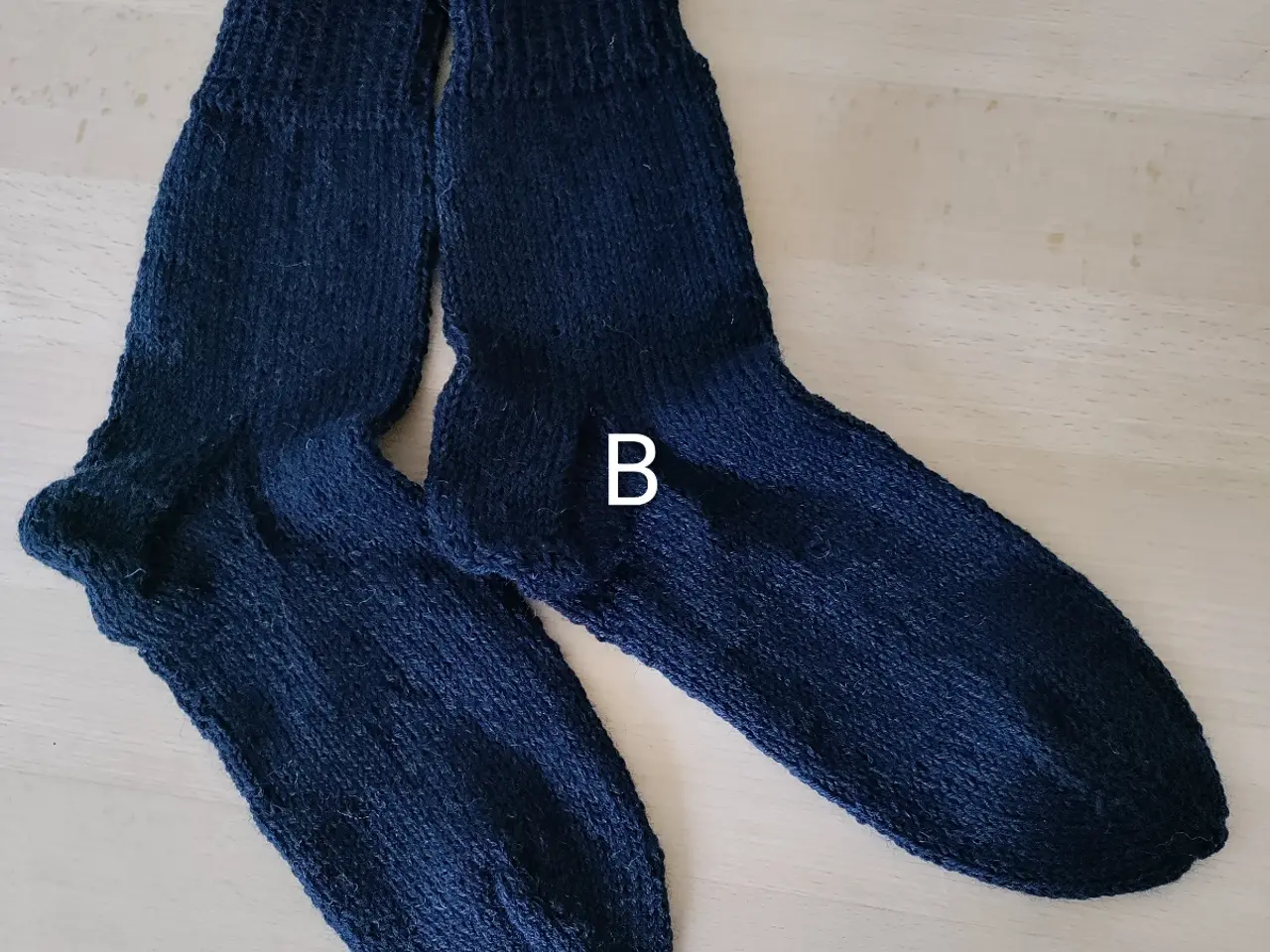 Billede 3 - Uldstrømper 38/40 - nye