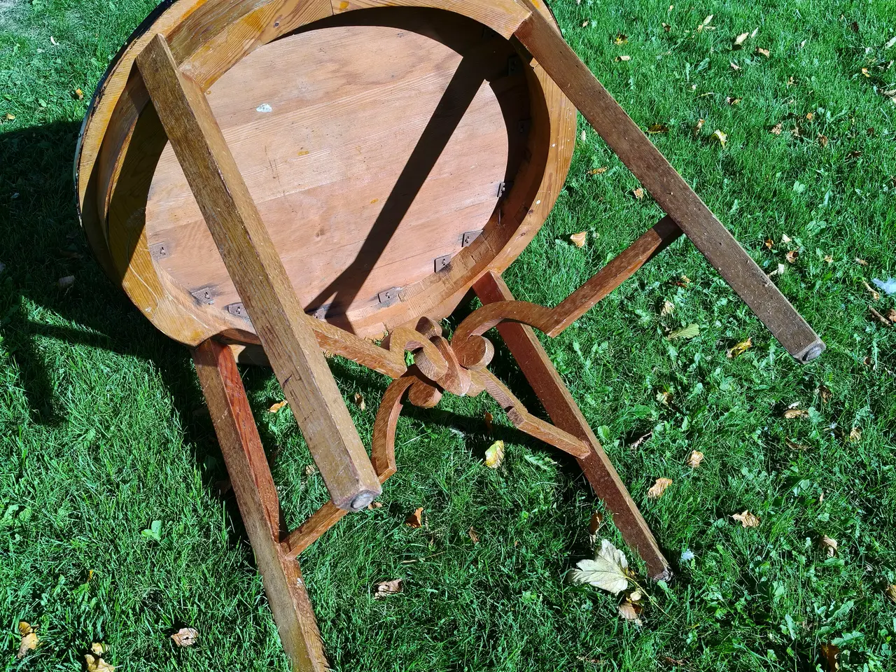 Billede 4 - Rundt antikt bord ø ca. 80 cm