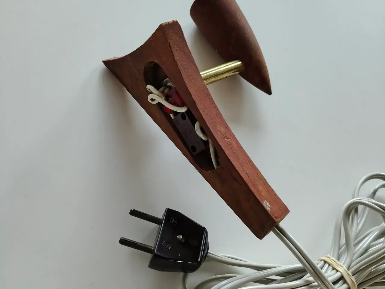 Billede 3 - Fin retro teak væglampe