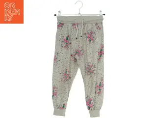 Børne sweatpants med blomsterprint fra VRS (str. 104)