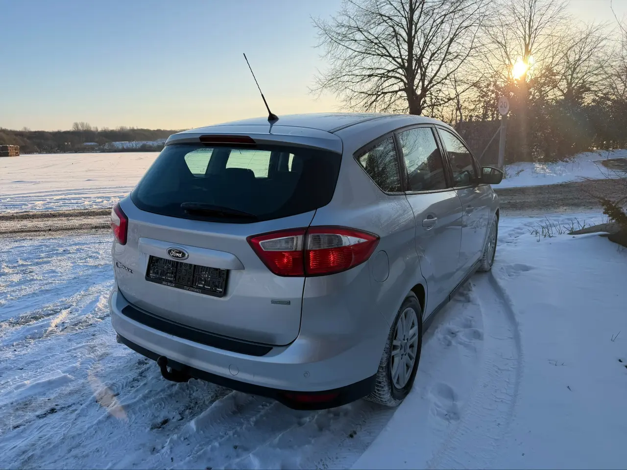 Billede 5 - Flot og velholdt ford c-max økonomisk bil 