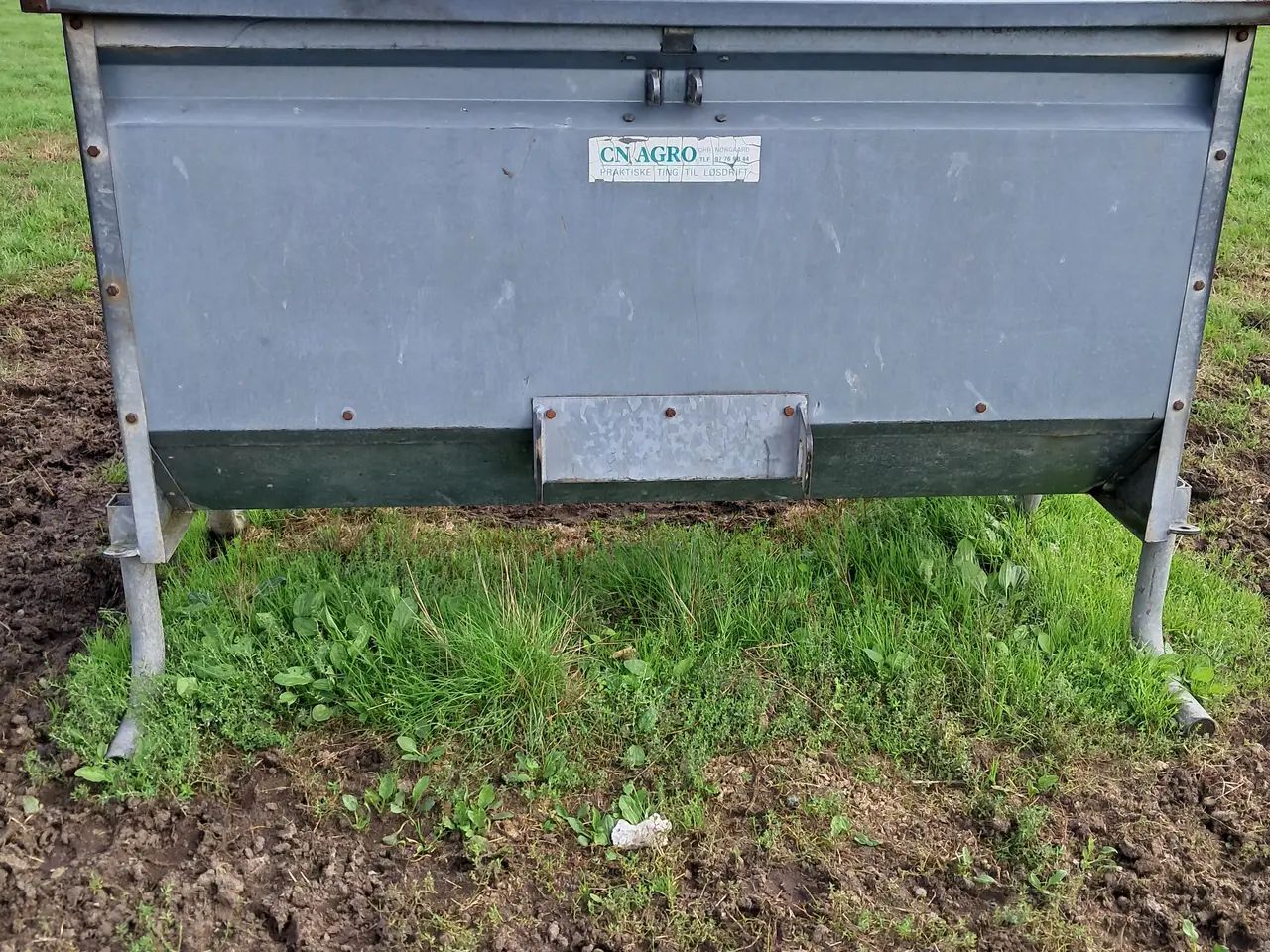 Billede 3 - Kalve foder skjul