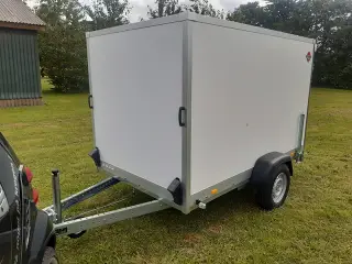 Stema Cargo 255x157x184 1 akslet 1300 kg Rampe
