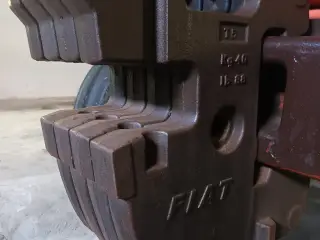 Fiat frontvægt.