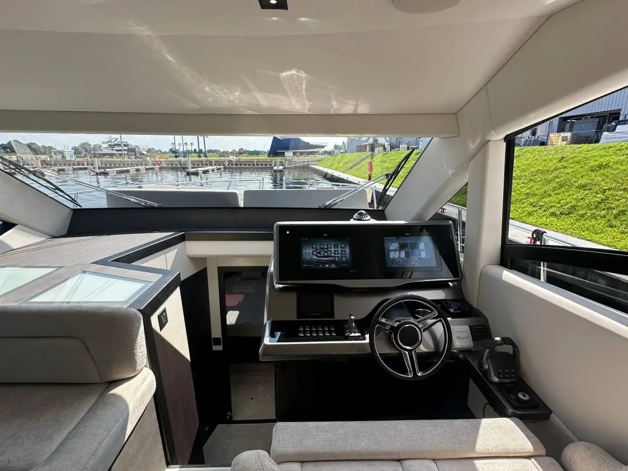 Billede 3 - Galeon 480 FLY m/twin D8-600 og udstyr