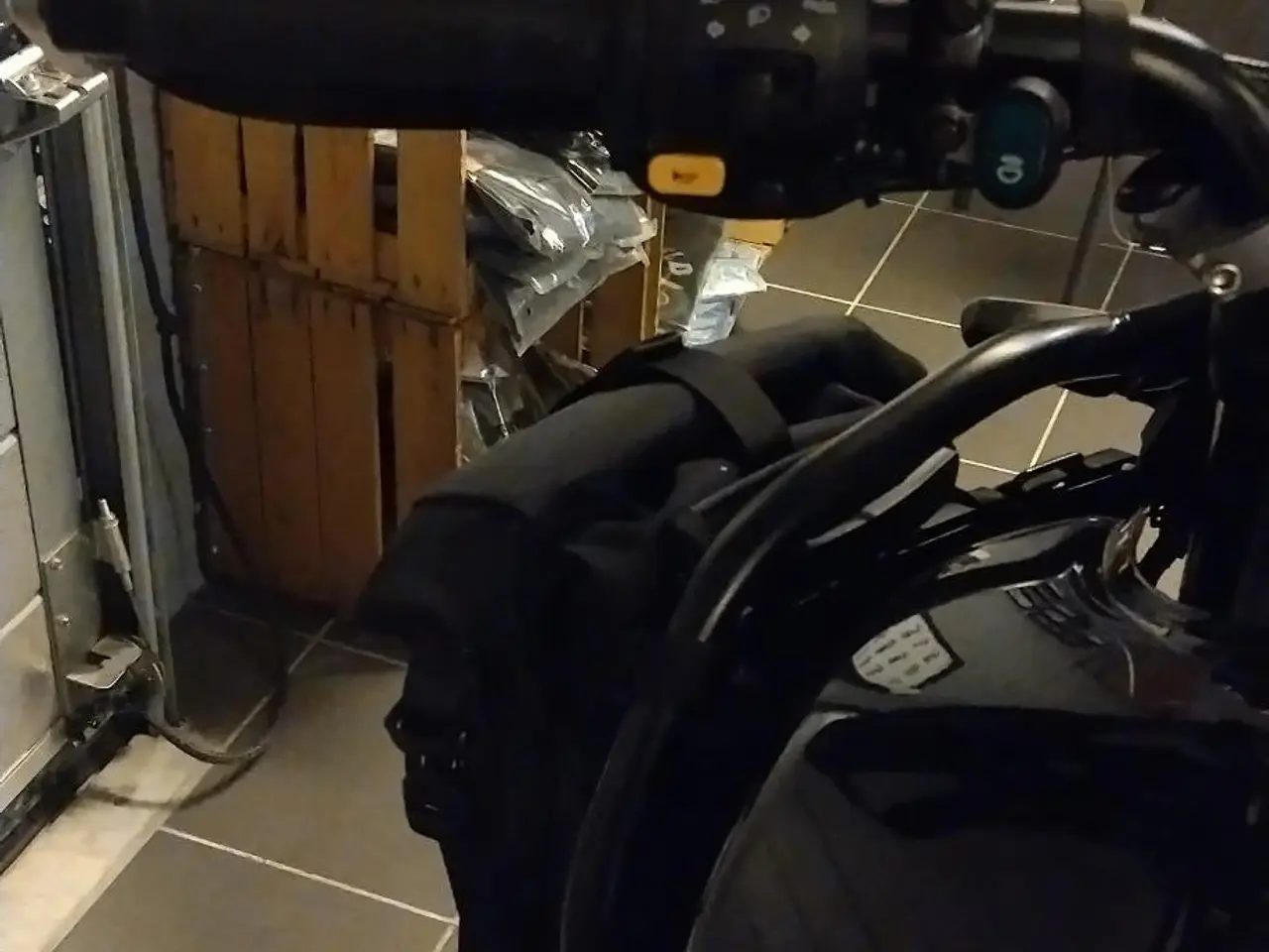 Billede 13 - Royal Enfield Himalayan 450 Hanle Black Slangeløs m/udstyr
