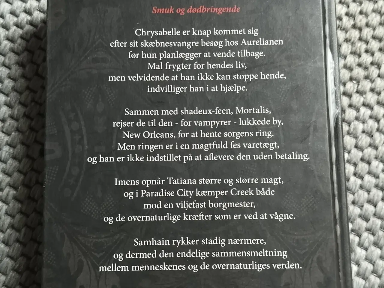 Billede 2 - House of Comarre; Ondt blod