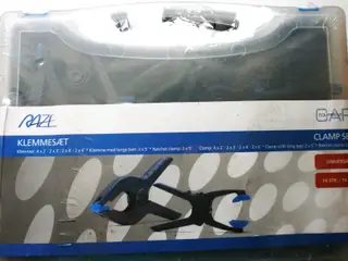 NYT KLEMMESÆT, 14 stk. i Plastic kuffert