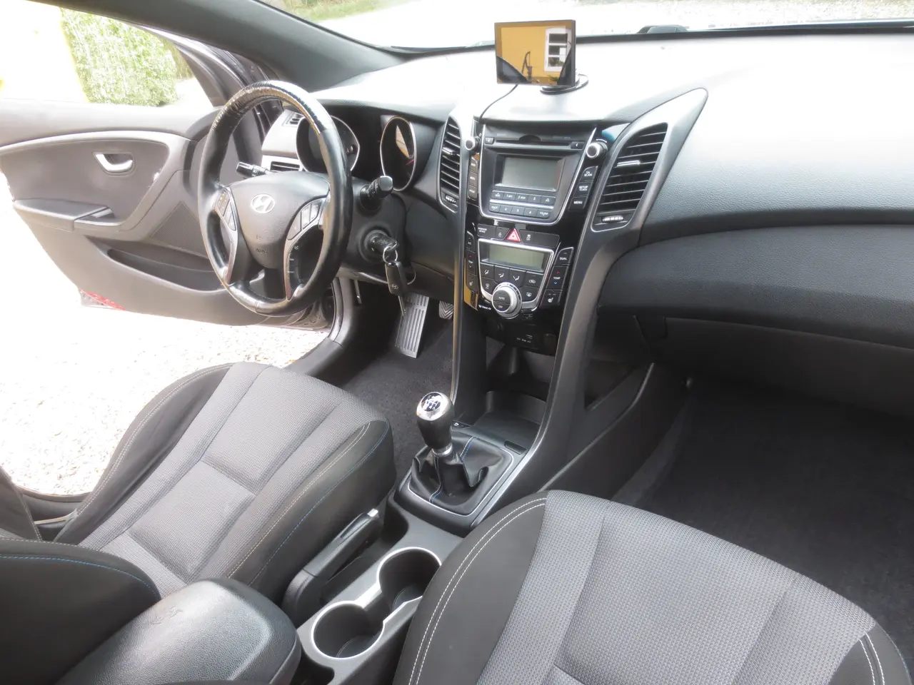 Billede 18 - Pæn Hyundai i 30 1.6 CD Stc År 16