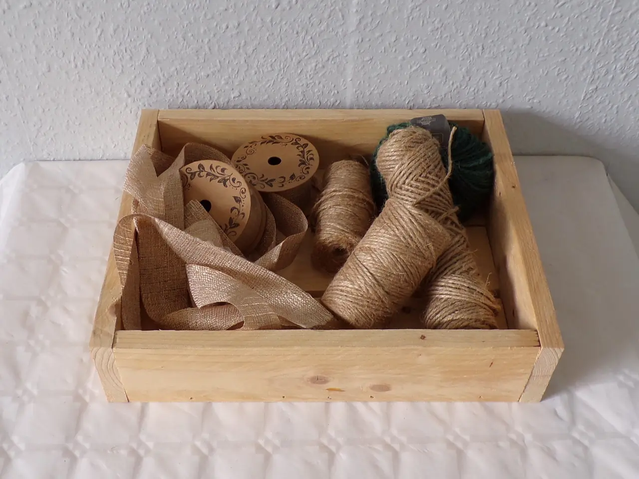 Billede 1 - Bakke i genbrugstræ 33,4 x 27 cm