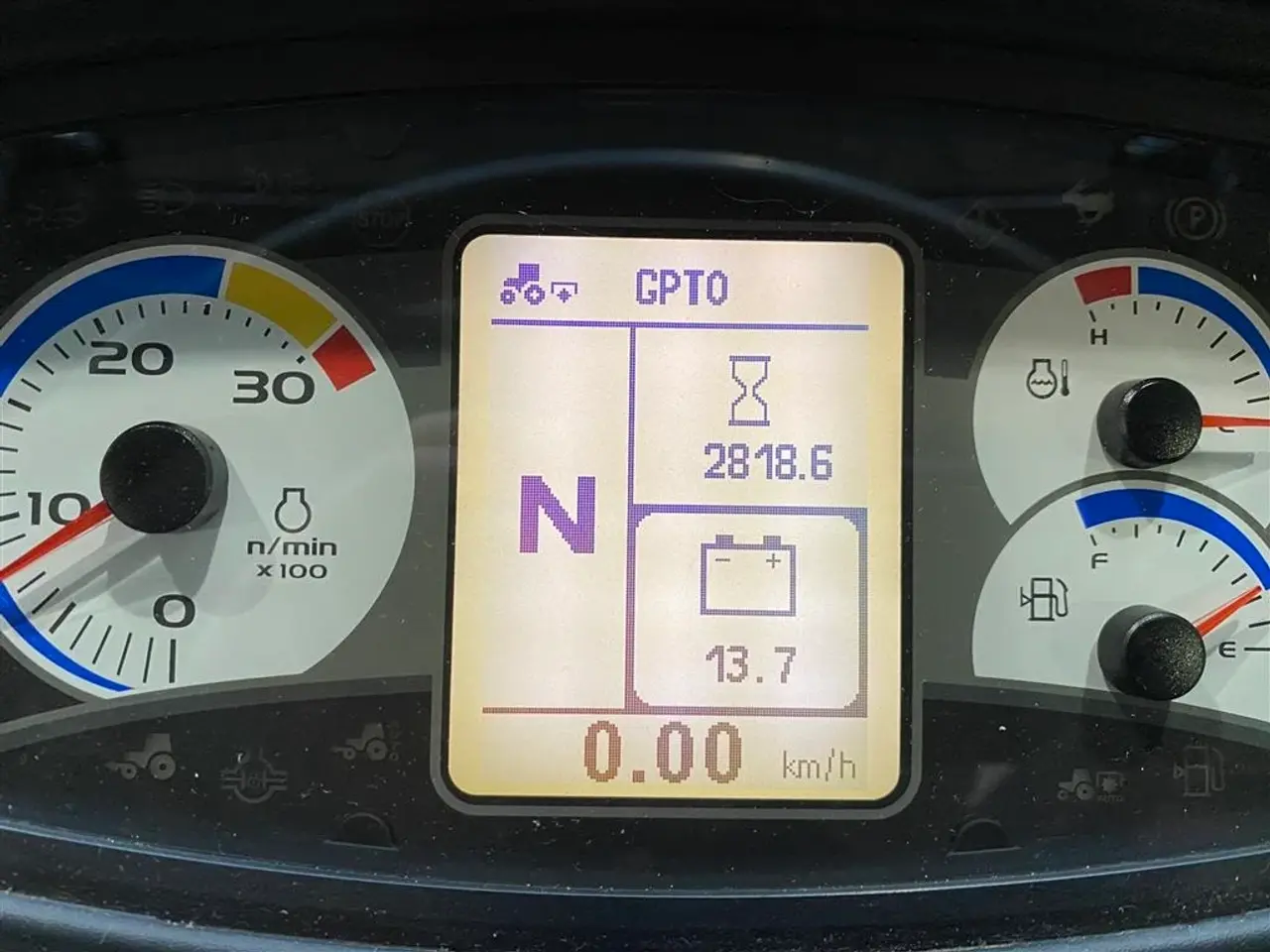 Billede 8 - New Holland T4.95 Med frontlæsser