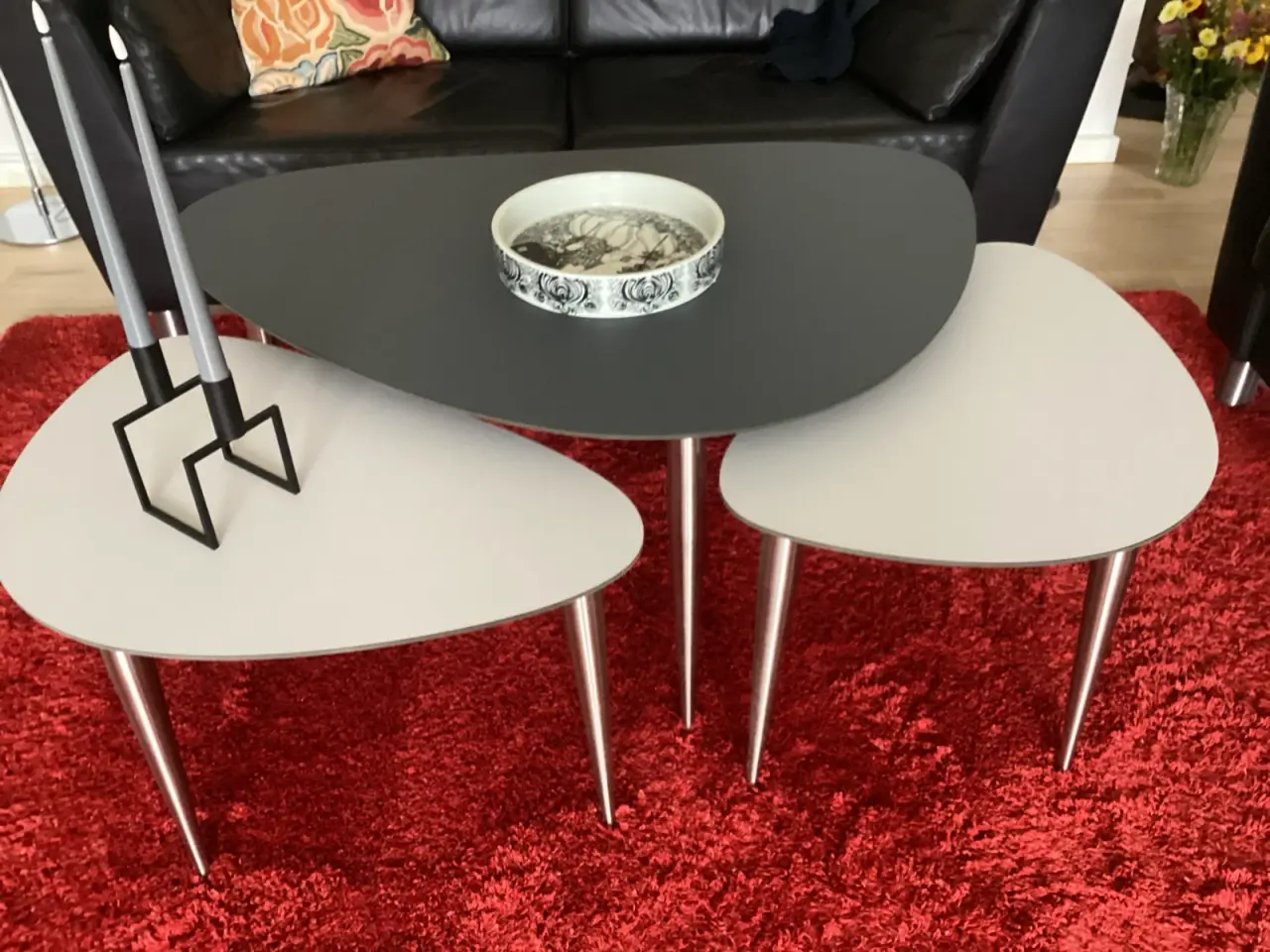 Billede 2 - Sofabord i moderne stil og dansk design.