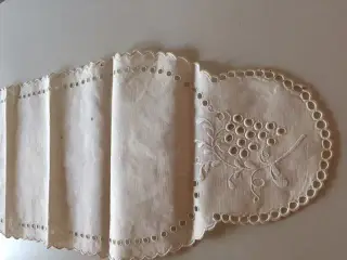Gammelt broderi