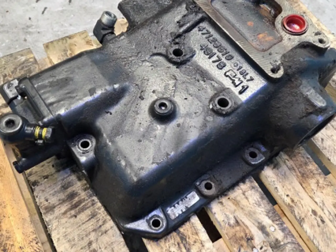 Billede 8 - New Holland T6030 Dæksel 47126510